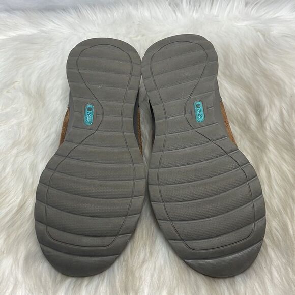 Bzees NWOT Golden Toffee Lined Booties Sz 8.5 - Picture 6 of 7